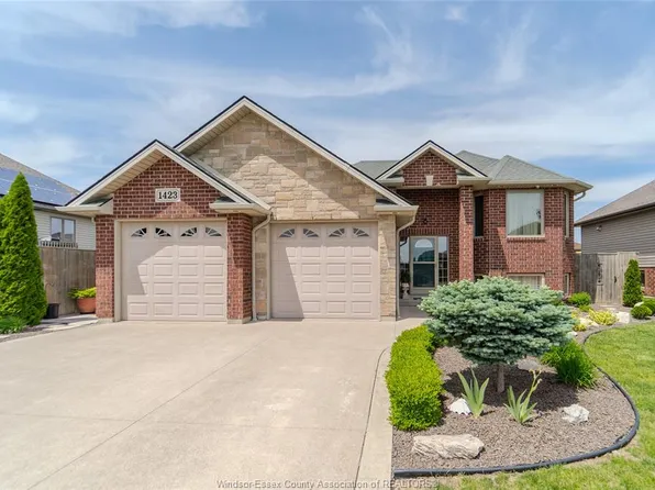 1423 Oakwood Ave, Lakeshore, ON N8L 0S6