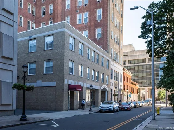 124 Court Street #706, New Haven, CT 06511