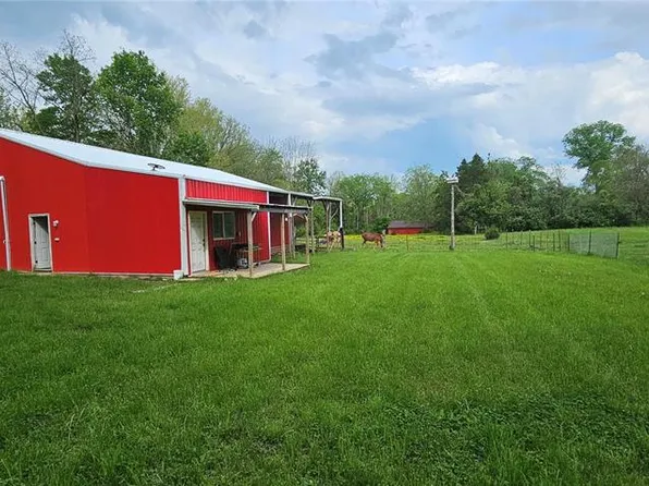 8444 Homewood Dr, Dittmer, MO 63023