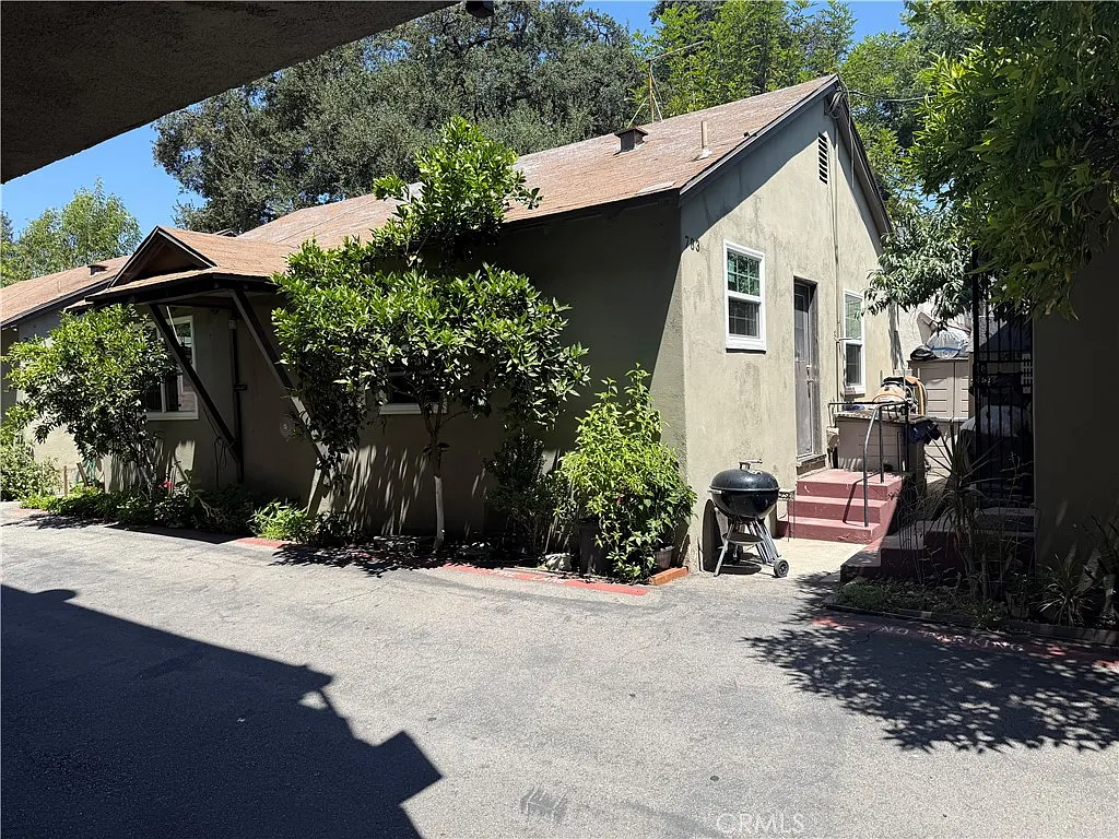 2 bed, 800 sqft, $2,900 — Photo 4