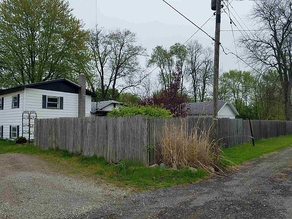 4th image of 1013 E Indiana Ave
