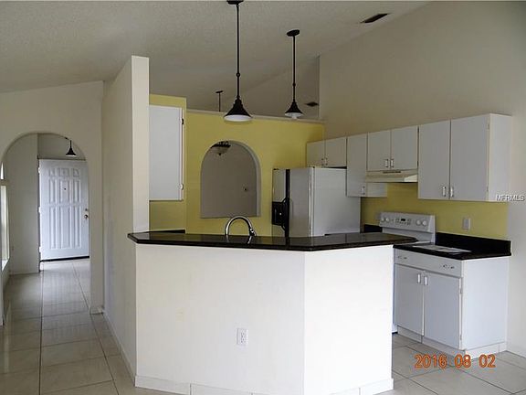 4th image of 11622 Purple Lilac Cir