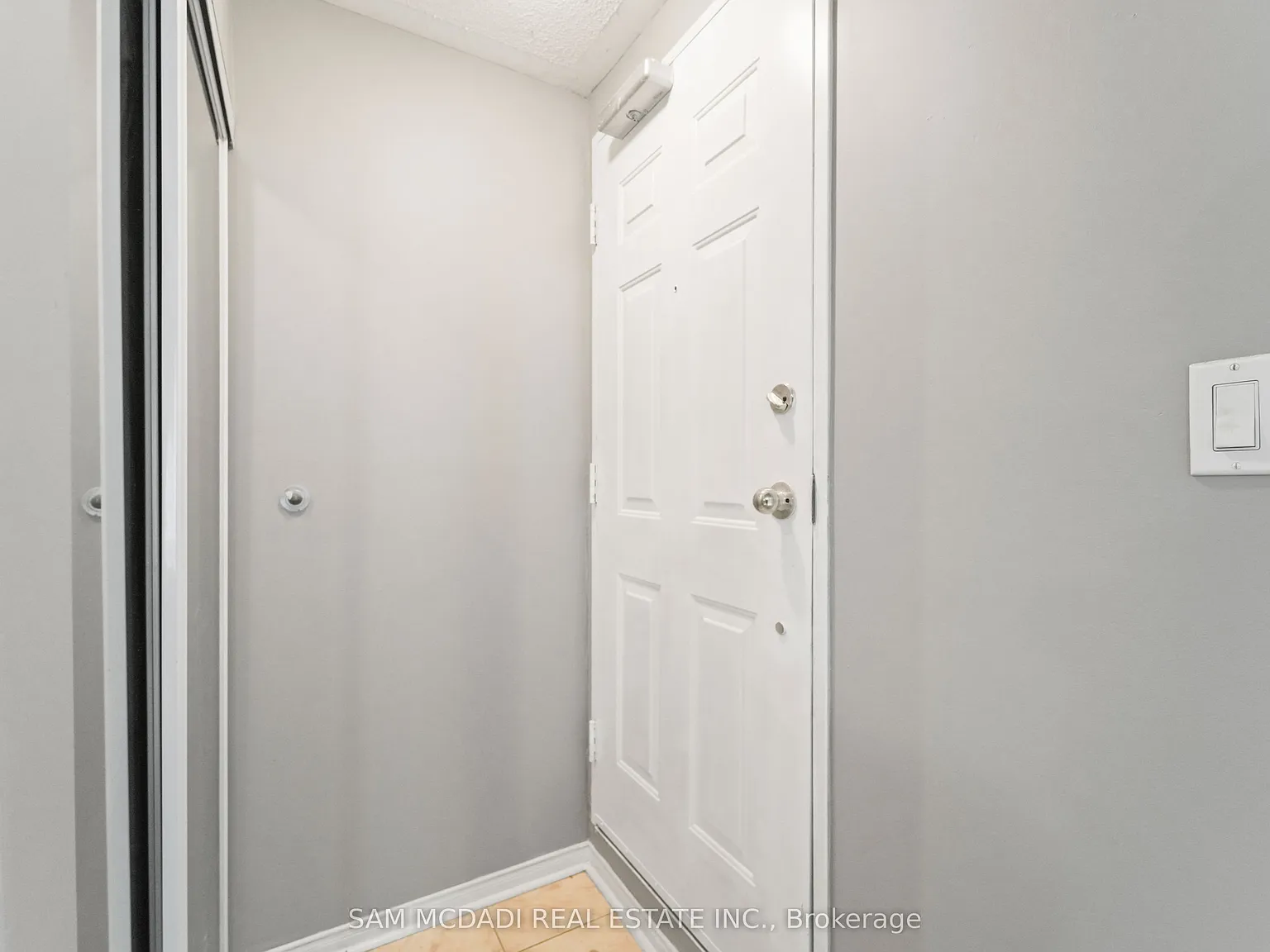 3 bed, $2,550 — Photo 3