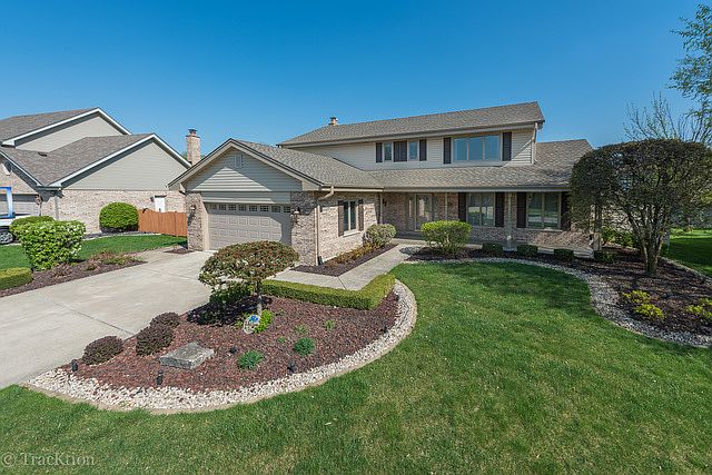 1st image of 1813 Harcourt Dr