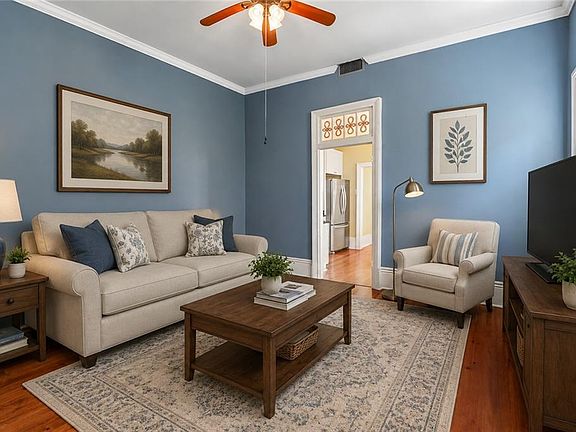 5th image of 3020 Constance St