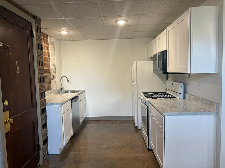 4-414 6th St #4 — Photo 3