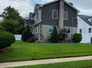 145 Oliver Ave, Valley Stream, NY 11580