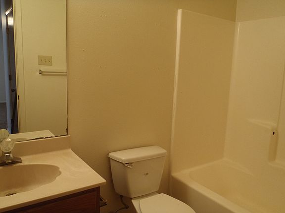 5th image of 1345 E Branson Ave Unit 5C