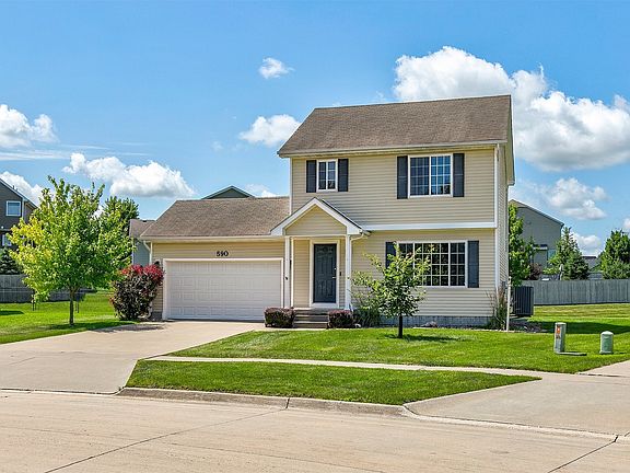 4th image of 590 SE Ashton Ct
