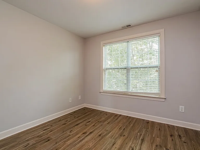 169 N Farm Dr — Photo 12