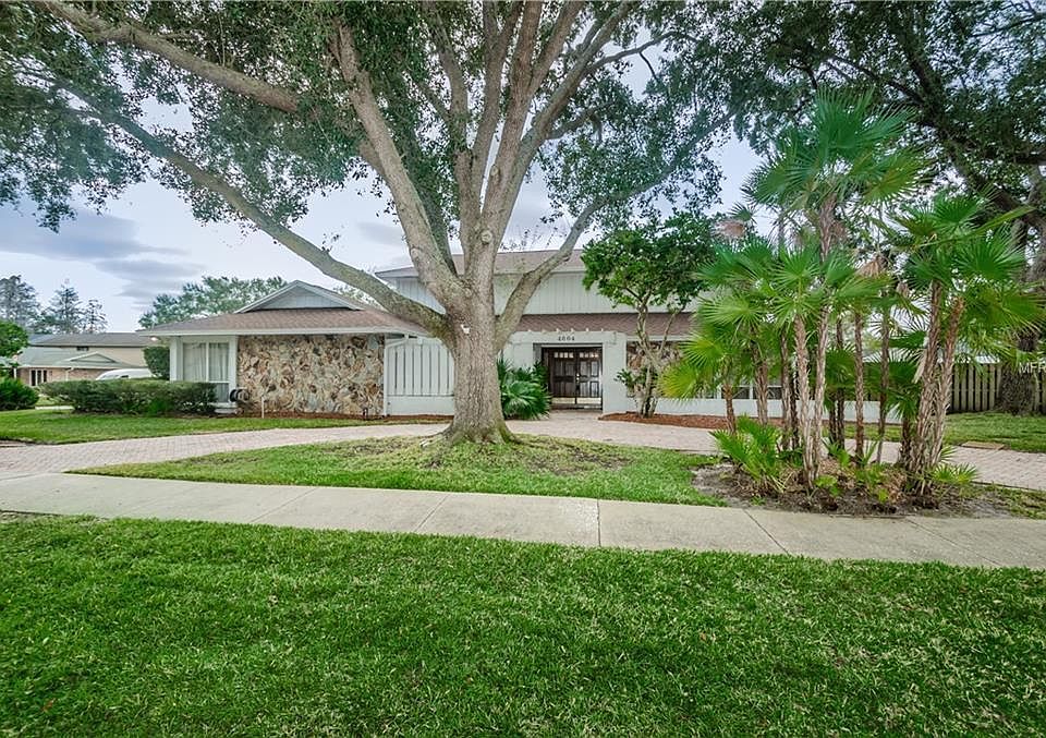 1st image of 4004 Priory Cir