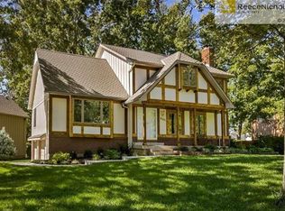 8000 Rosehill Rd, Lenexa, KS 66215