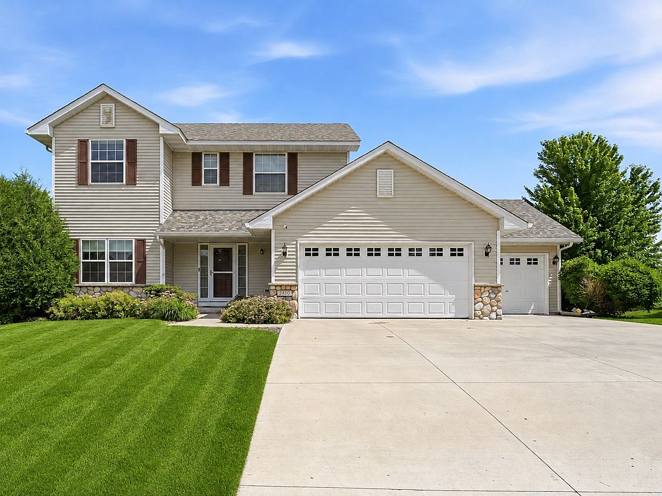 1st image of 2410 Meadow Dr