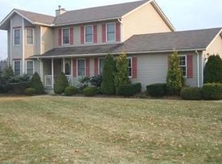 3011 Royalwood Rd, North Royalton, OH 44133