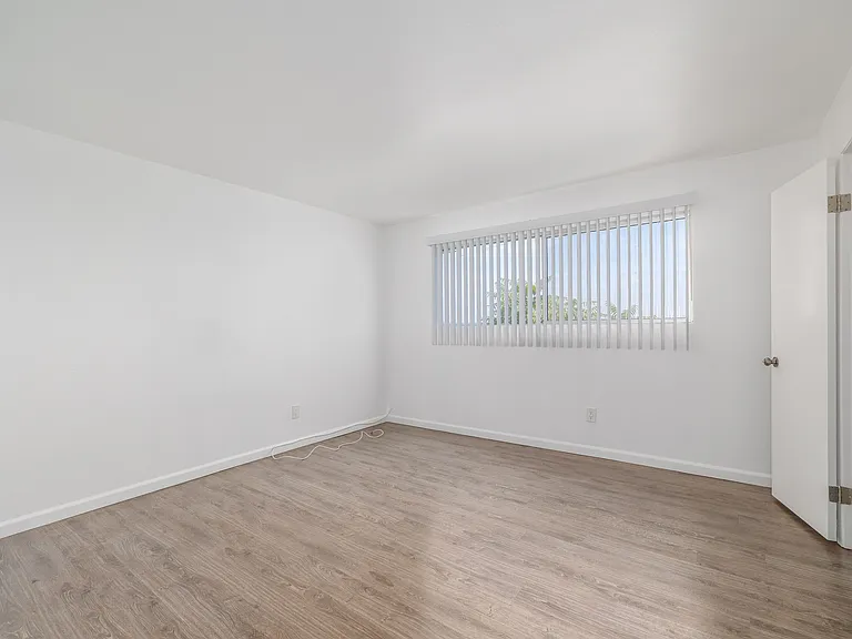 3111 4th Street — Photo 13