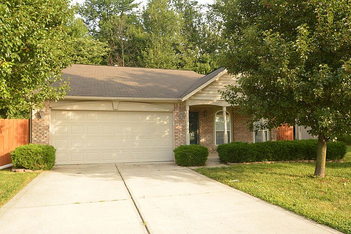 1st image of 2524 Pinebark Dr