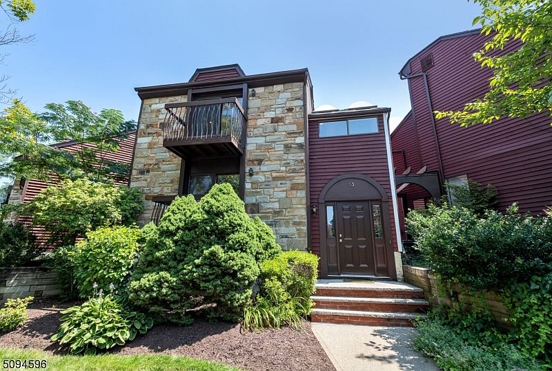 33 KENSINGTON COURT, Hackettstown, NJ 07840 Zillow