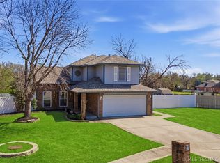 4209 S Chestnut Ct, Broken Arrow, OK 74011