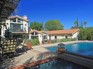 17930 Rancho St, Encino, CA 91316