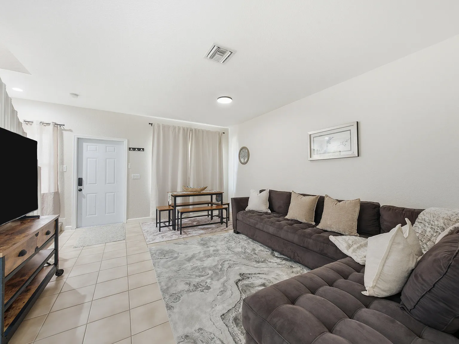 2 bed, 2.0 bath, 1062 sqft, $2,900 — Photo 3