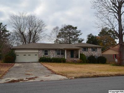 130 S Hawk Dr, Rainbow City, AL, 35906