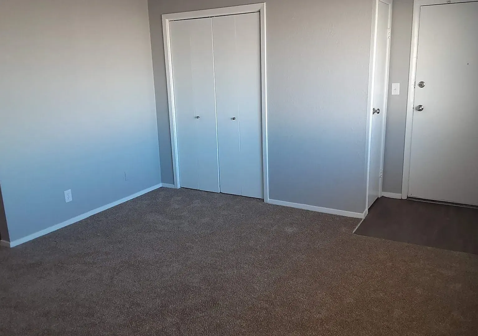 Woodhaven Apartments — Photo 2
