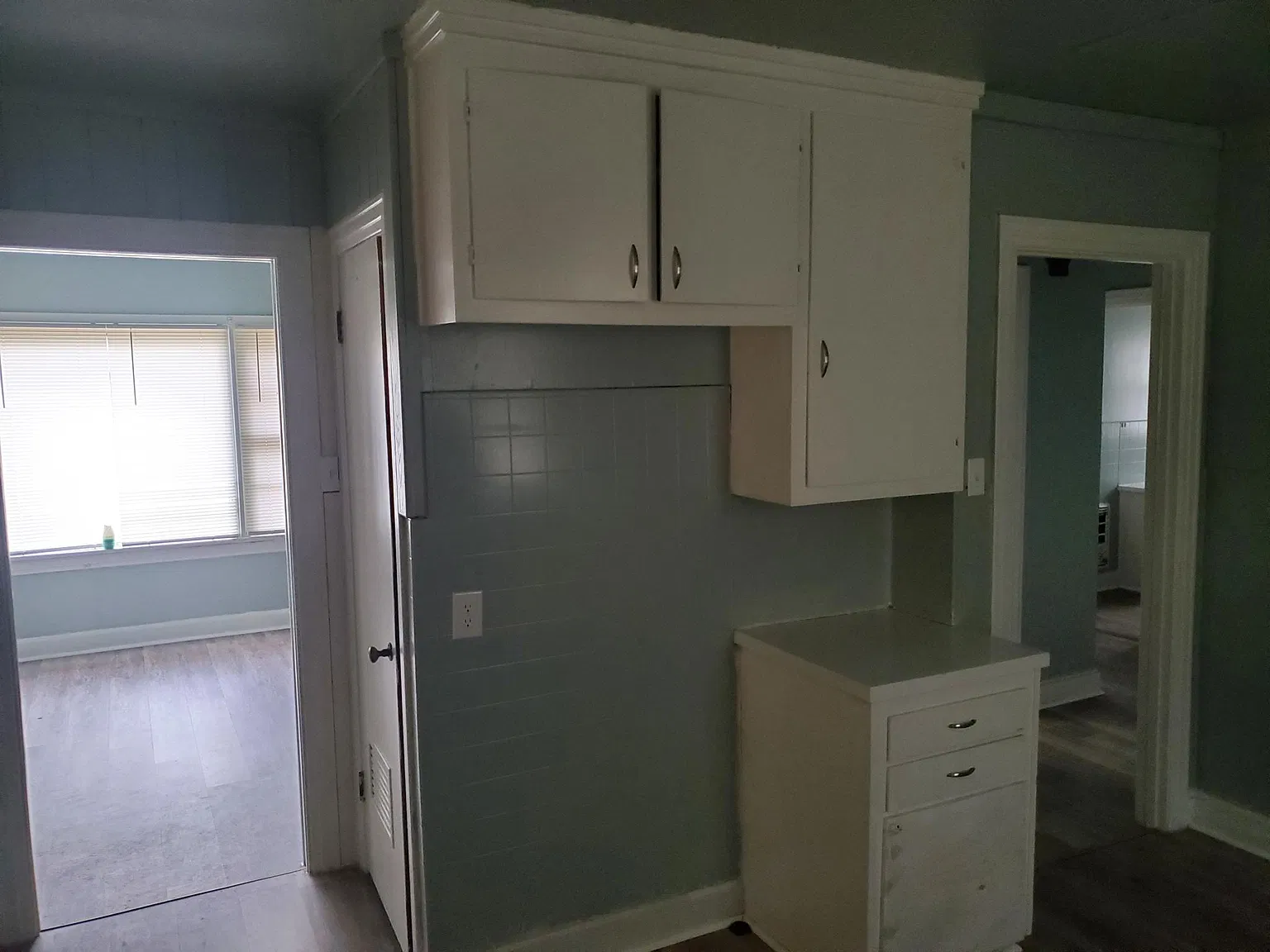 3 bed, 1216 sqft, $925 — Photo 3