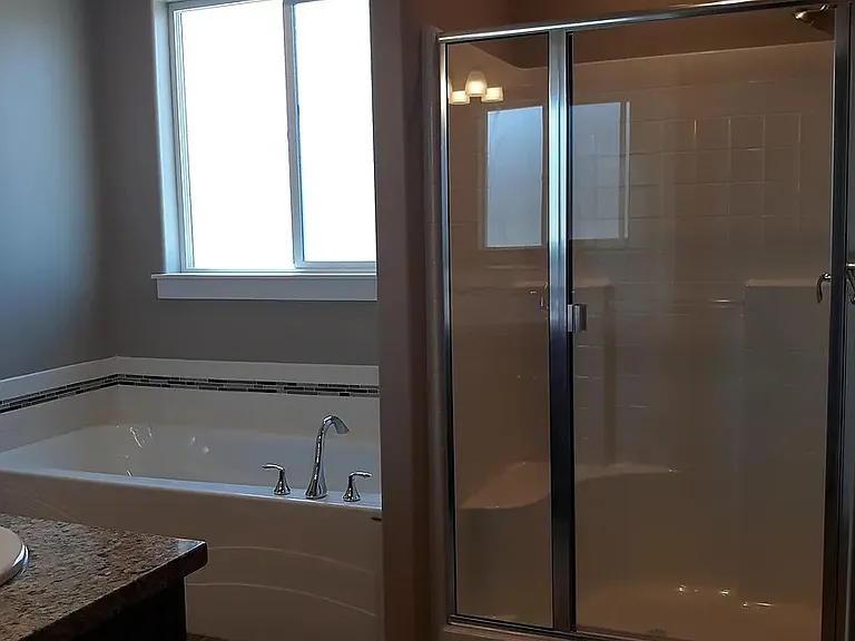 1298 N Tyra Ave — Photo 20