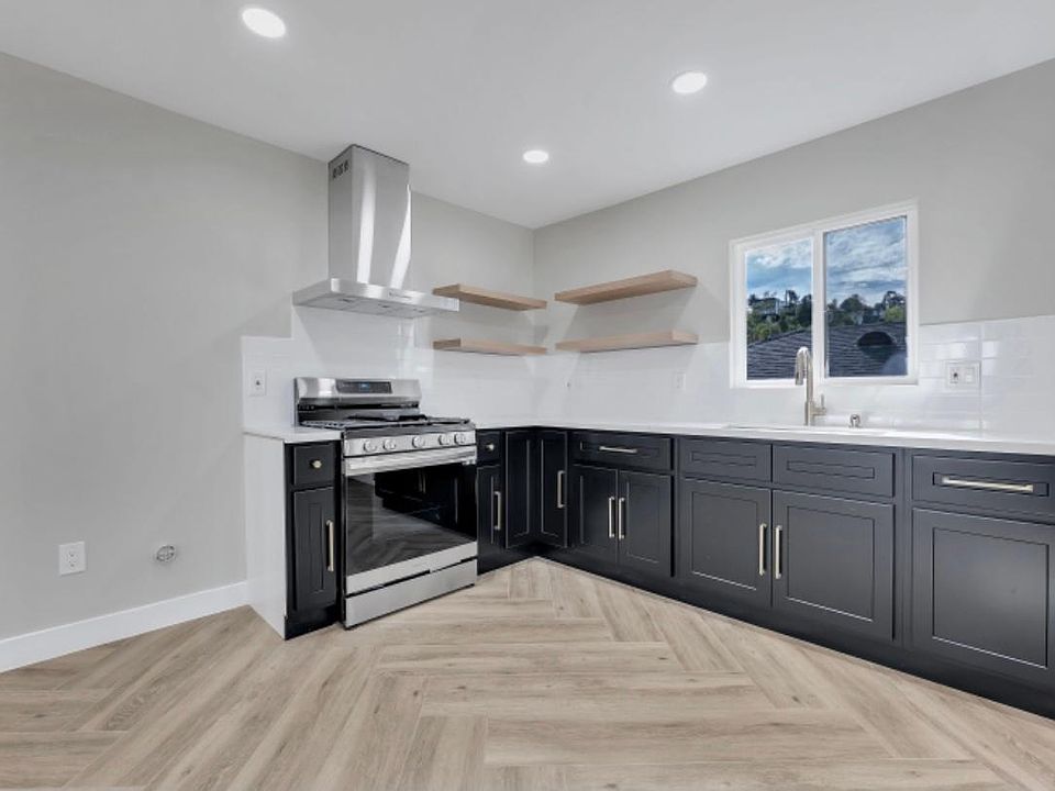 1st image of 1223 N Avenue 45 #B