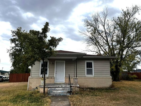 403 30th St, Wilson, KS 67490