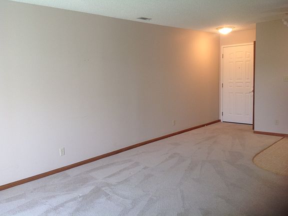 4th image of 3001 S 51st Street Ct Unit 408