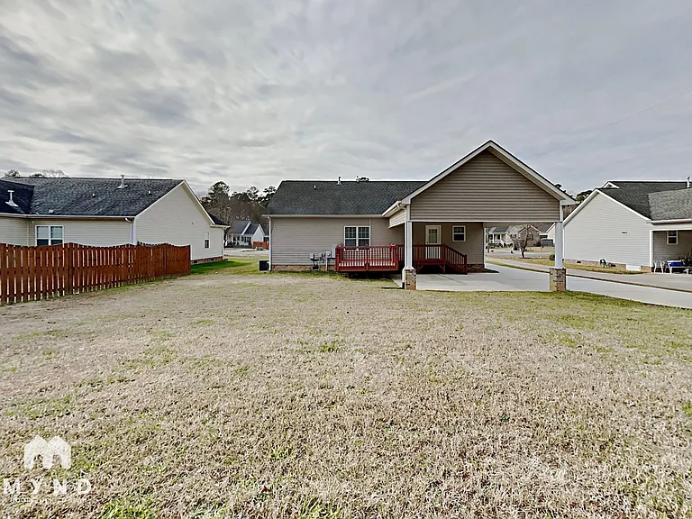 345 E Village Dr — Photo 12