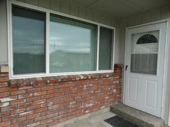 138 W 21st Ave, Kennewick, WA 99337