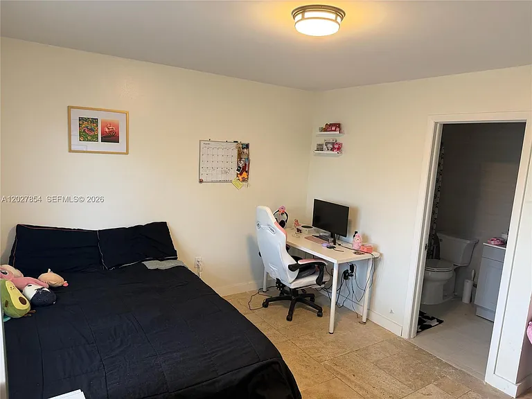 2514 Taylor St #10 — Photo 7