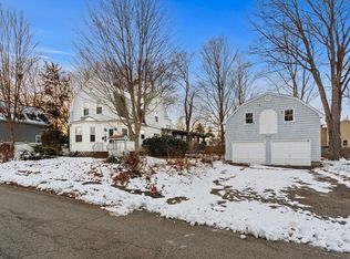 41 Agawam Ave, Haverhill, MA 01835