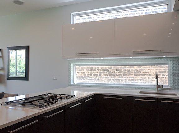 5th image of 874 N Marshfield St #3