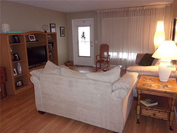 4th image of 2458 Columbia Dr APT 16