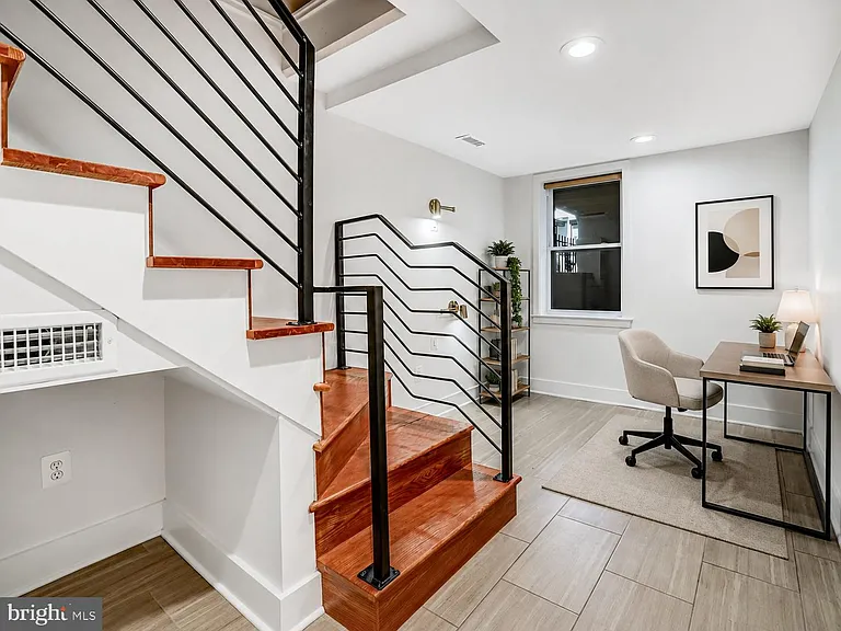1350 Perry Pl NW — Photo 10