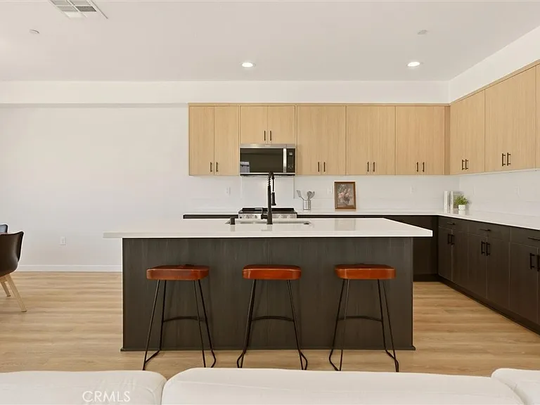 5855 Persepolis Ct — Photo 9