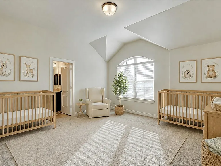4006 Misty Waters Ln — Photo 32