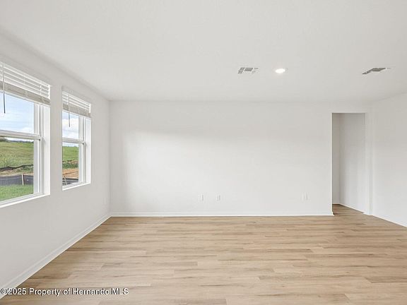 4th image of 31564 Malbec Dr