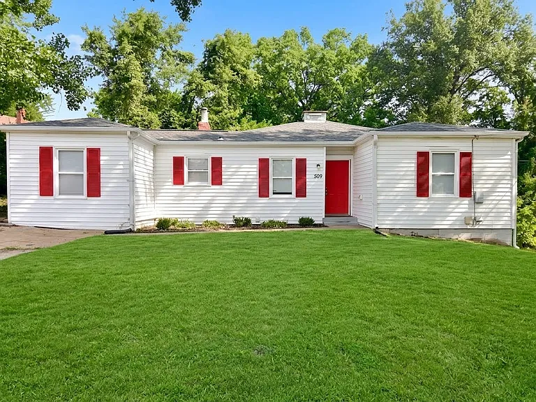 509 Royal Ave — Photo 1