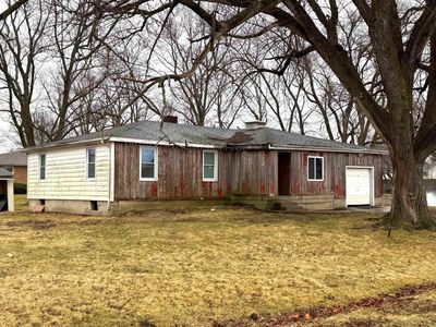 108 N Locust St, Roberts, IL, 60962