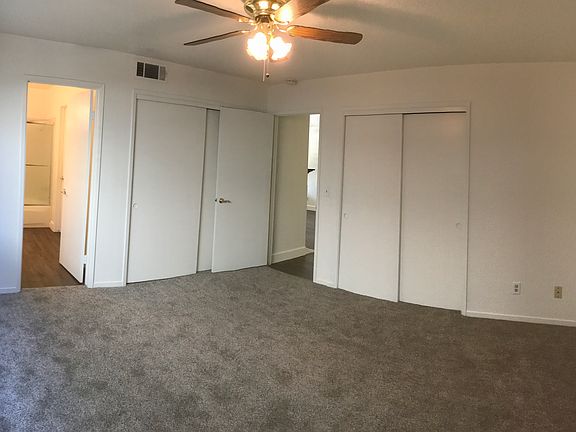 Master bedroom w/ 2 closets