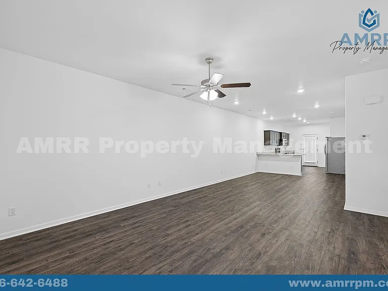 621 Short Leaf Ln — Photo 4