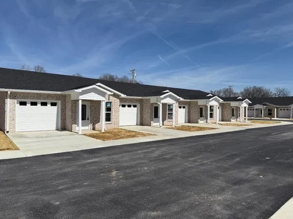 741 Kings Ln, Tullahoma, TN 37388