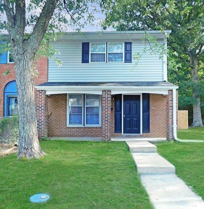 1st image of 46823 Flower Dr
