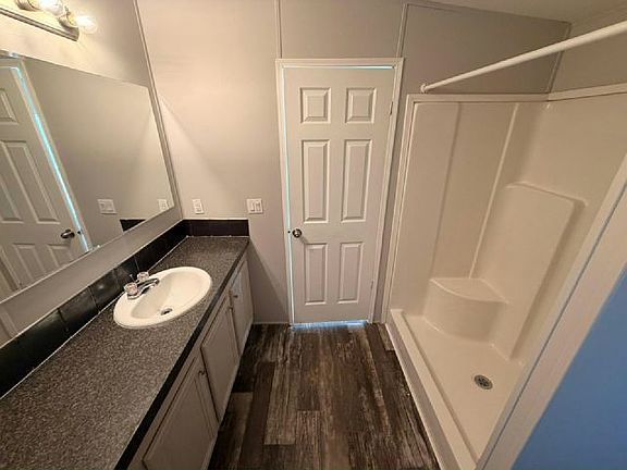 2nd image of 1234 Reynolds Rd #204