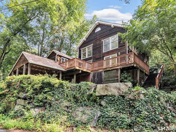 (undisclosed Address), Shelton, CT 06484