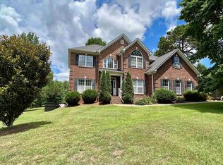 10 Fourviews Ln, Landrum, SC 29356